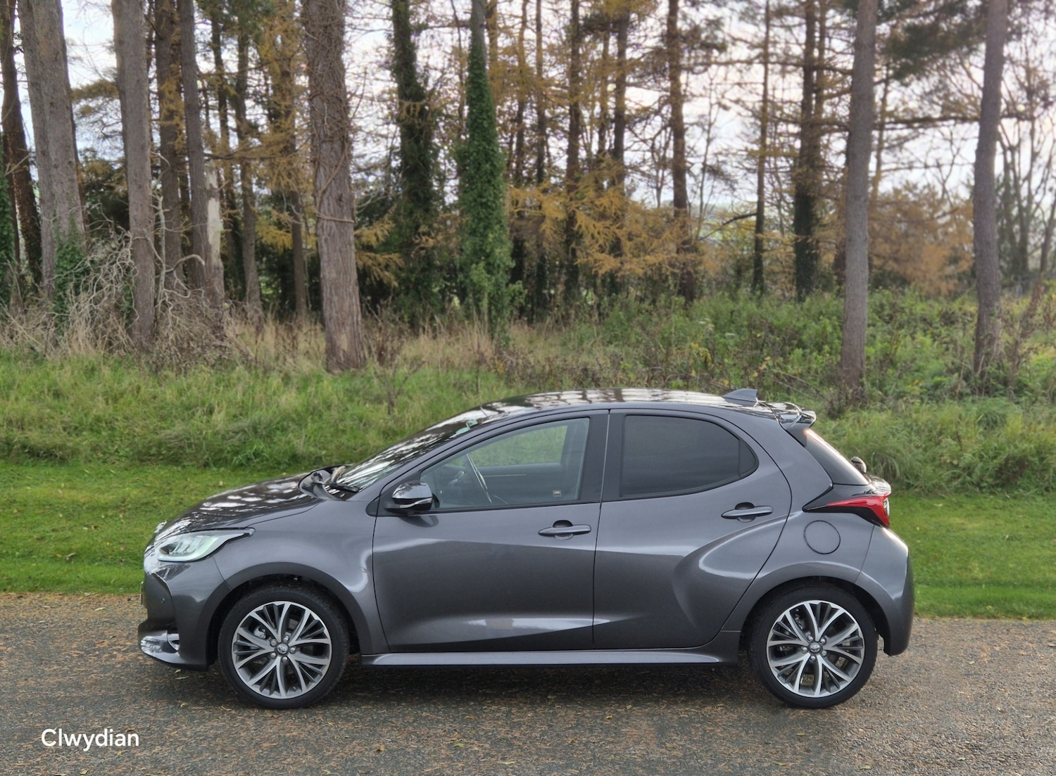 Used Toyota Yaris 2024 for sale - 76487963: Photo 5