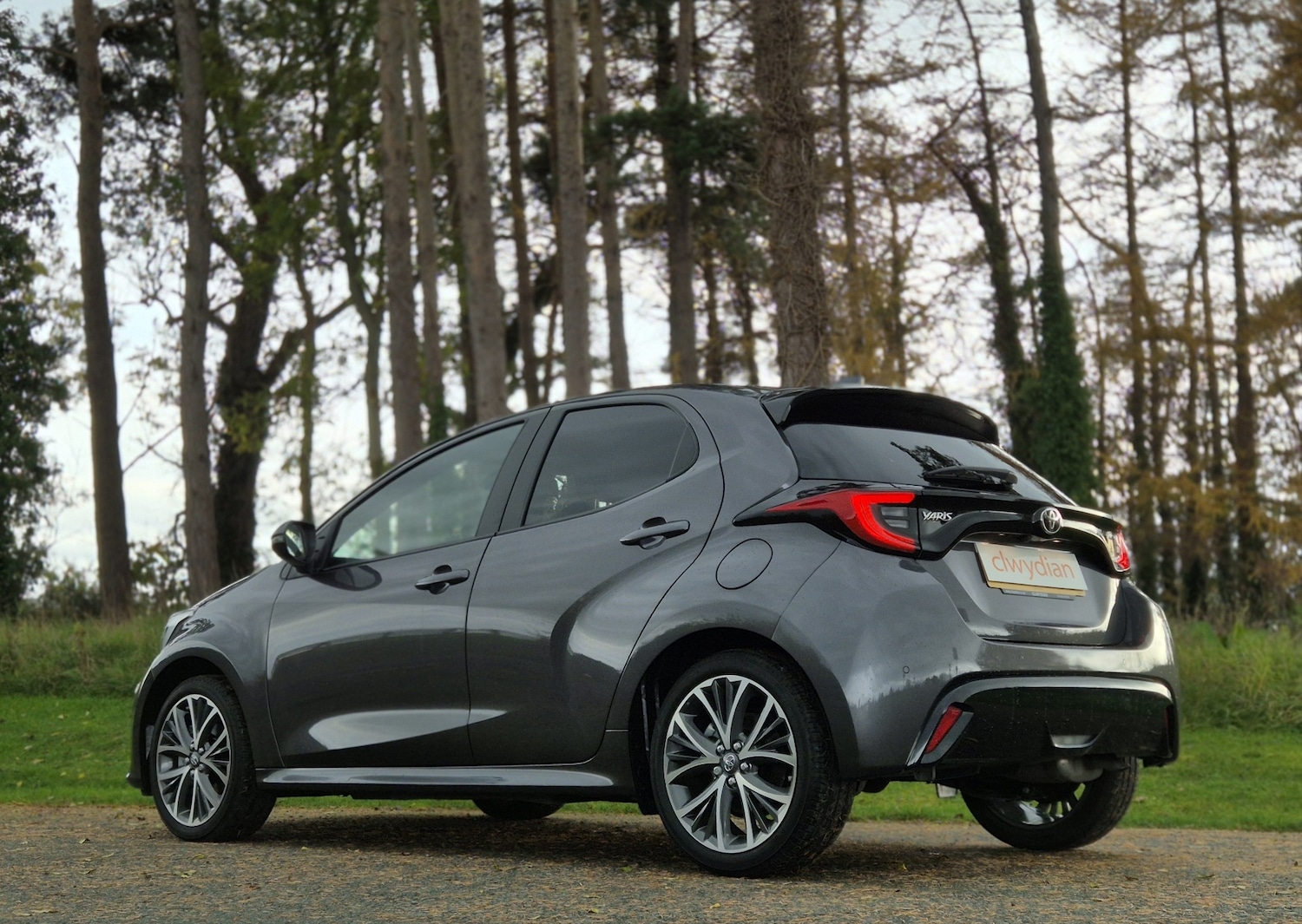 Used Toyota Yaris 2024 for sale - 76487963: Photo 8