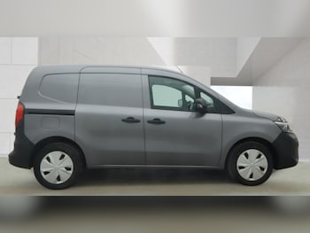 Used Nissan Other 2024 for sale - 78998765: Photo