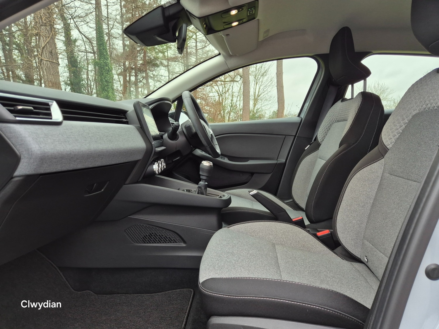 Used Renault Clio 2024 for sale - 77011327: Photo 33