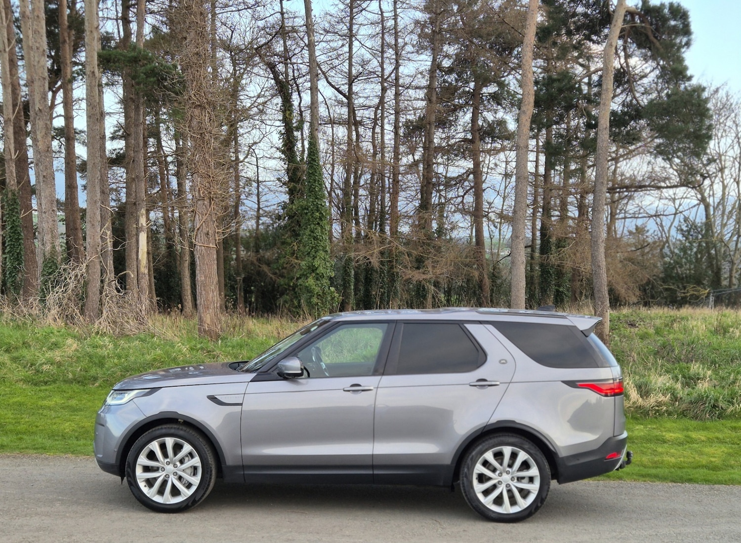 Used Land Rover Discovery 2023 for sale - 77928332: Photo 31