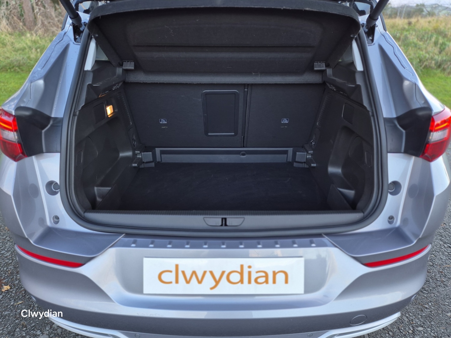 Used Vauxhall Grandland 2024 for sale - 76655820: Photo 11