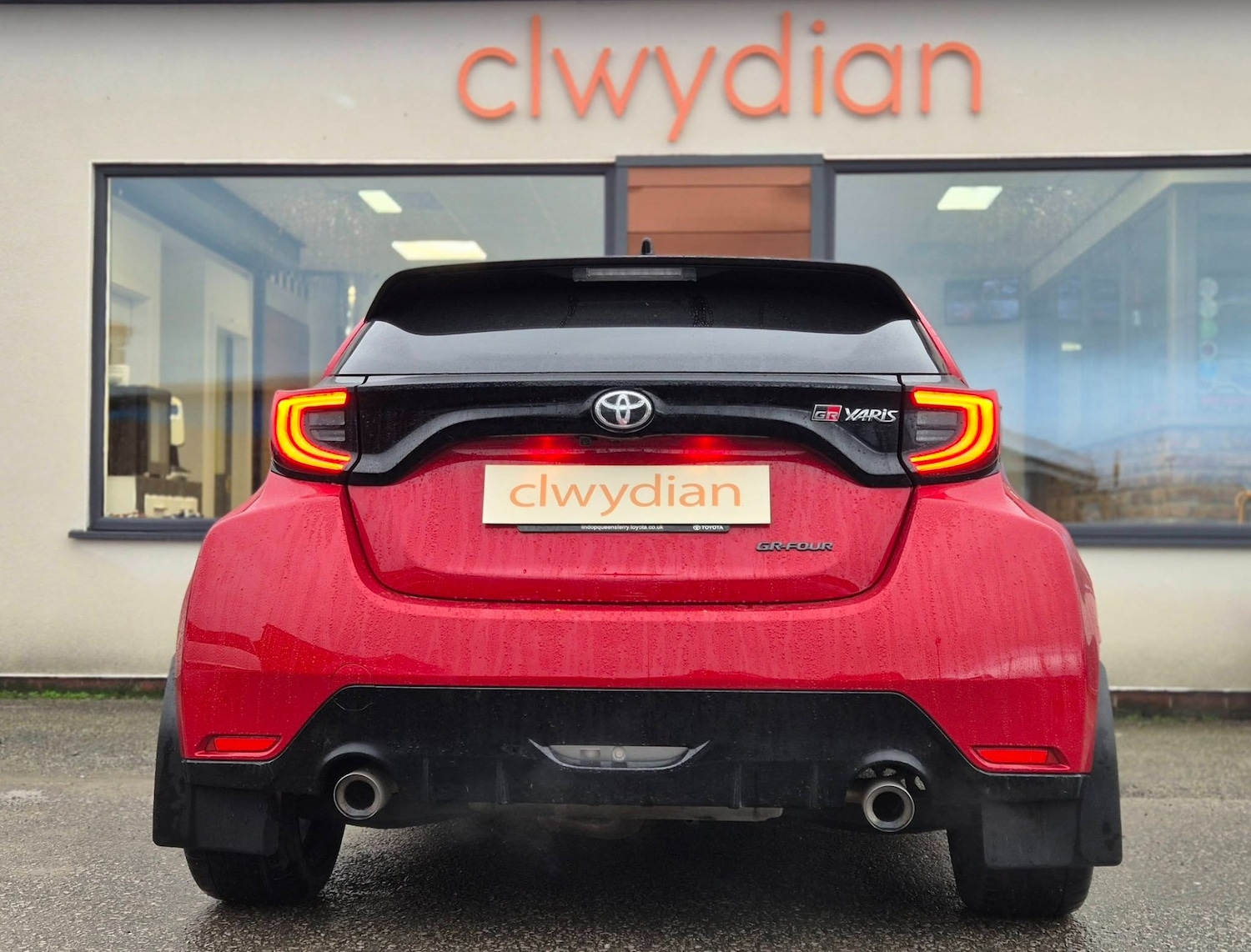 Used Toyota Yaris 2021 for sale - 77459137: Photo 3