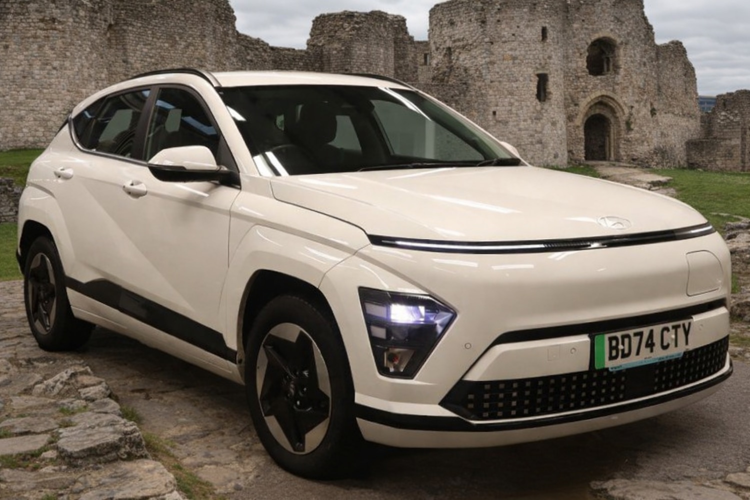 Used Hyundai KONA 2024 for sale - 77971965: Photo 1