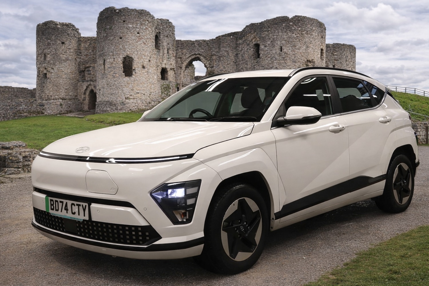 Used Hyundai KONA 2024 for sale - 77971965: Photo 2