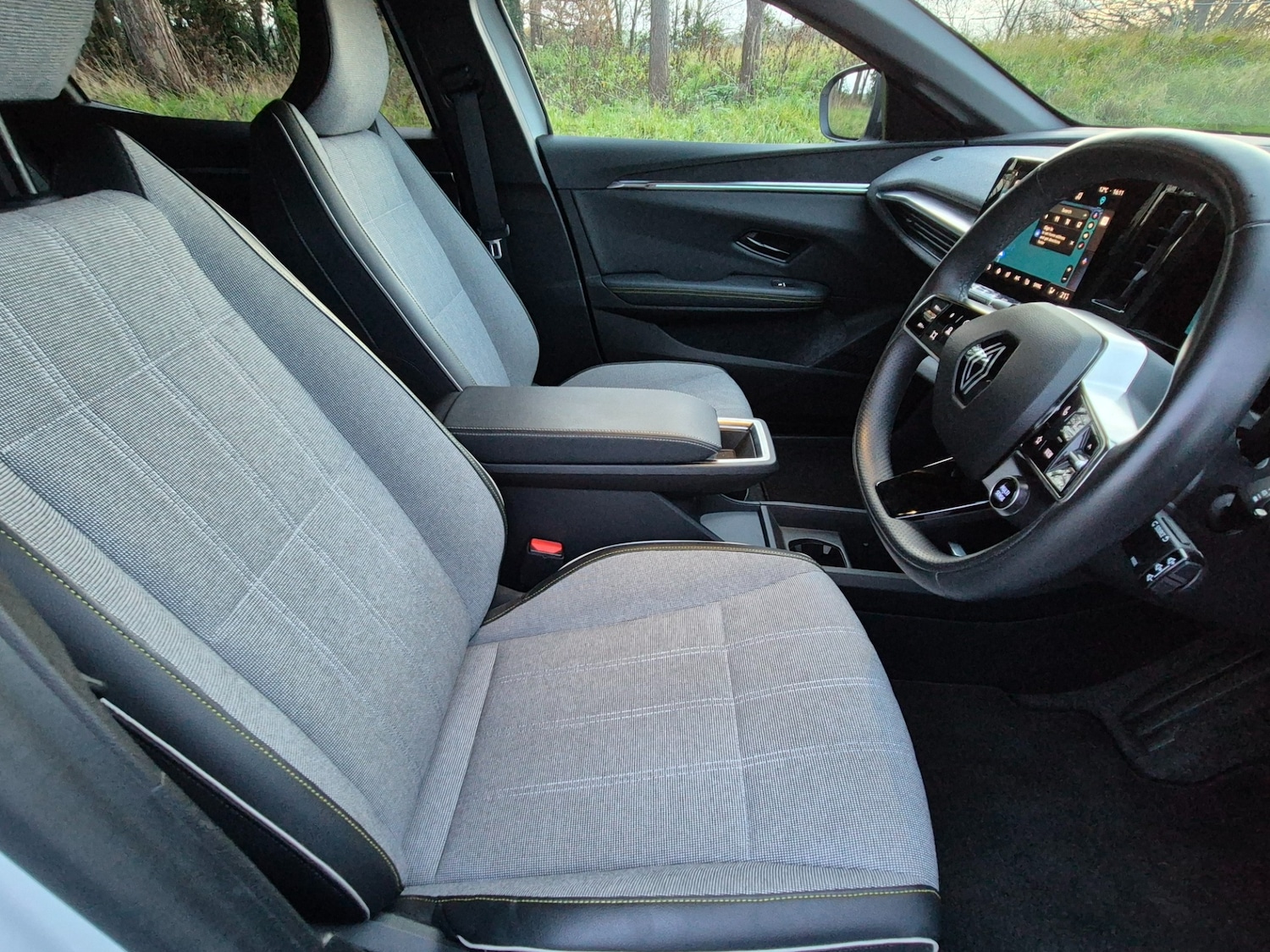 Used Renault Megane E Tech 2023 for sale - 76564070: Photo 14