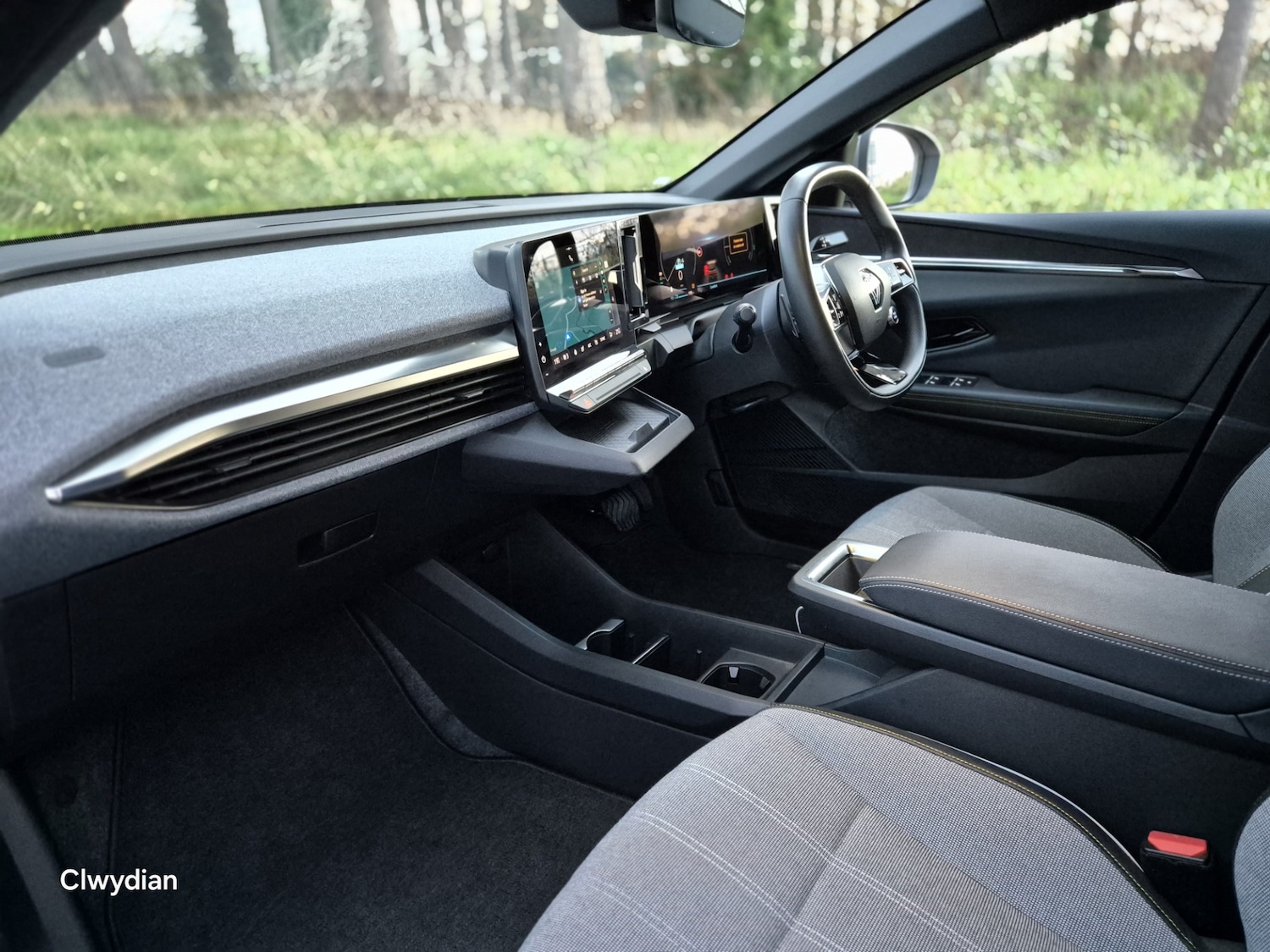 Used Renault Megane E Tech 2023 for sale - 76564070: Photo 19