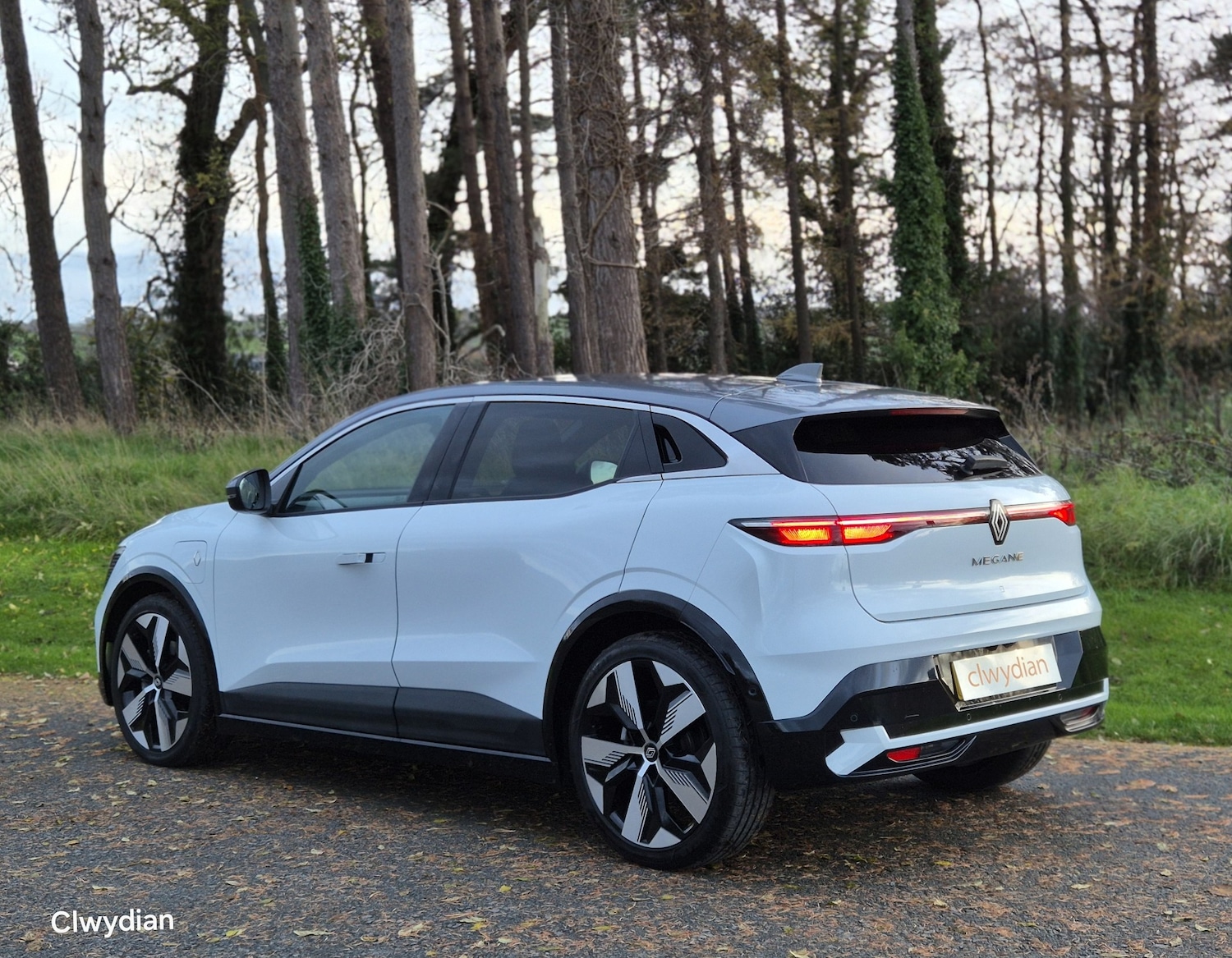 Used Renault Megane E Tech 2023 for sale - 76564070: Photo 34