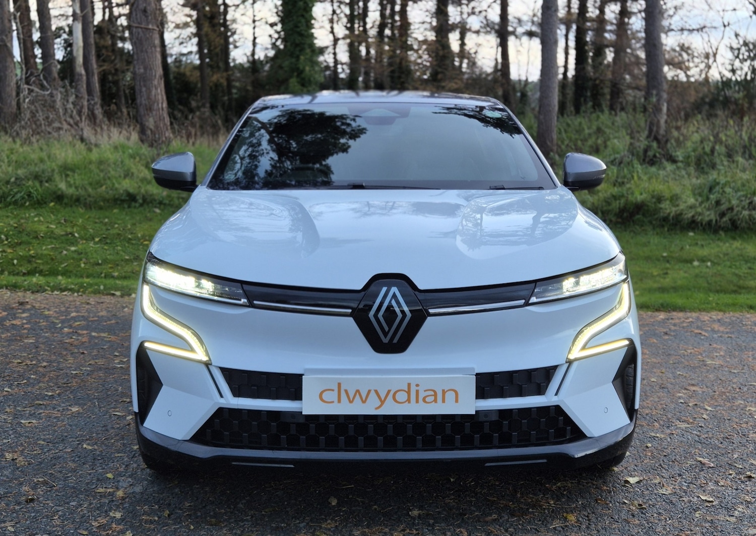 Used Renault Megane E Tech 2023 for sale - 76564070: Photo 4