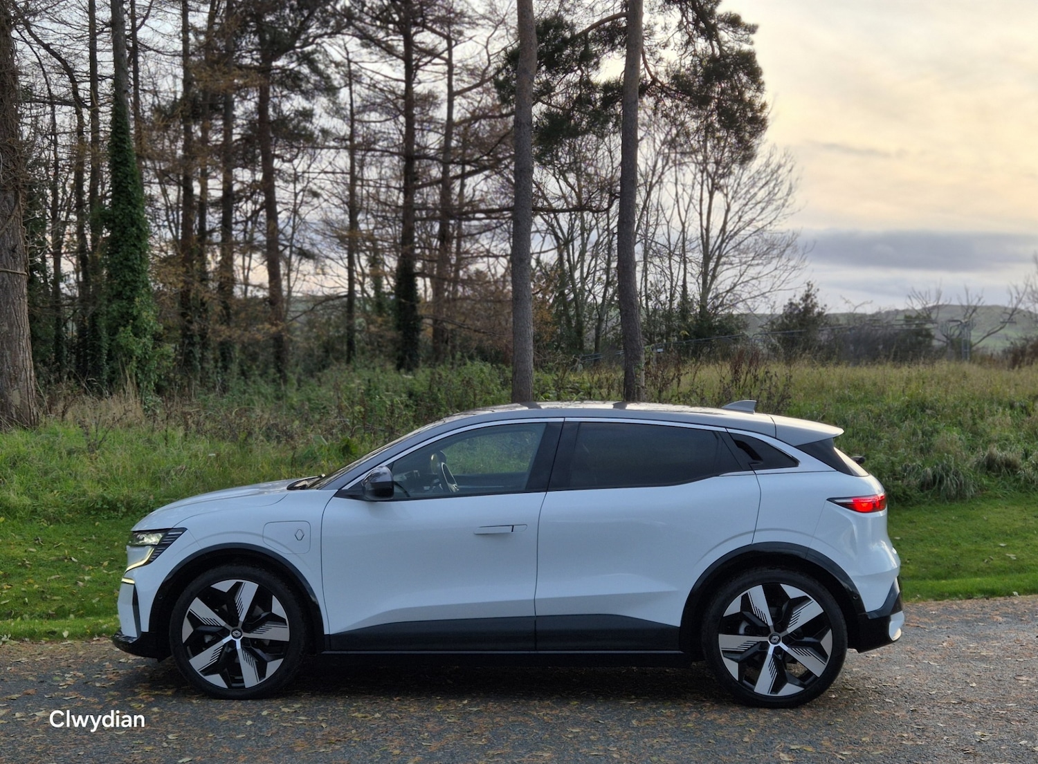 Used Renault Megane E Tech 2023 for sale - 76564070: Photo 5