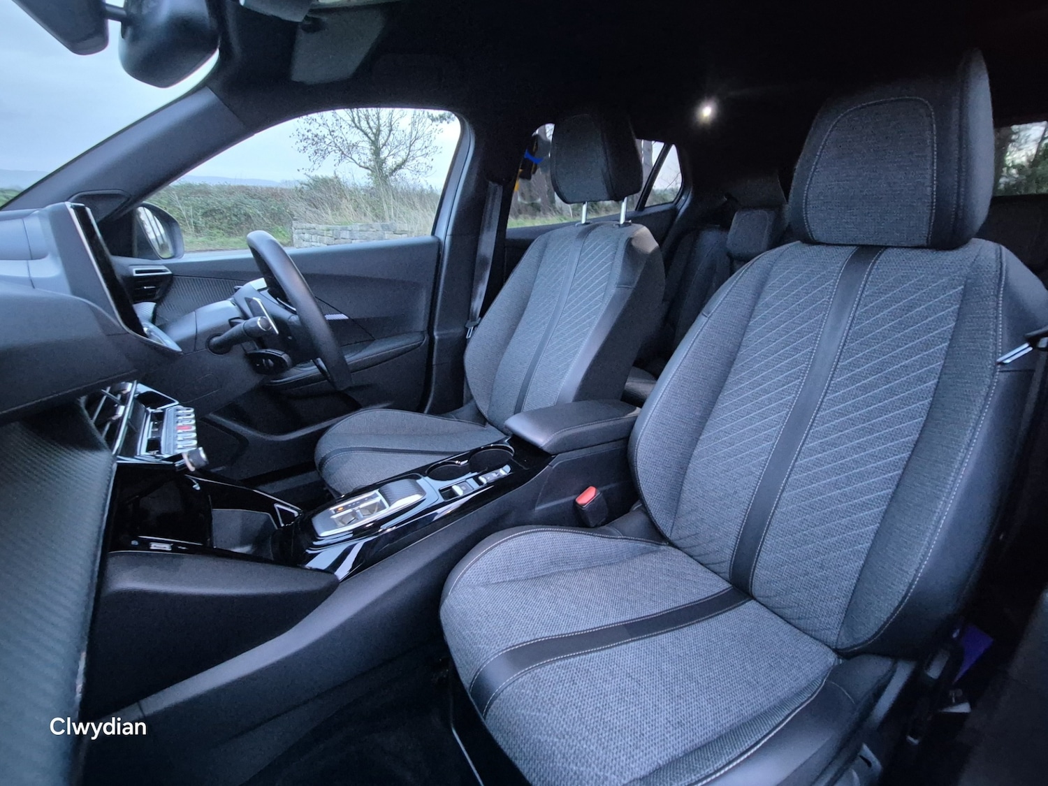 Used Peugeot 2008 2024 for sale - 76583183: Photo 22