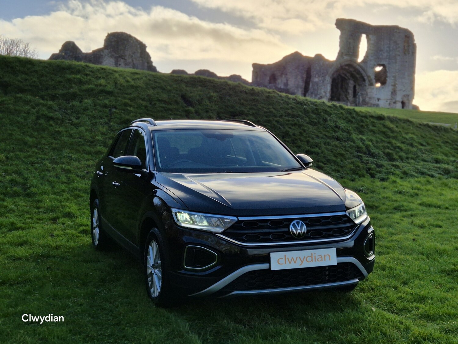 Used Volkswagen T-Roc 2023 for sale - 76501709: Photo 4