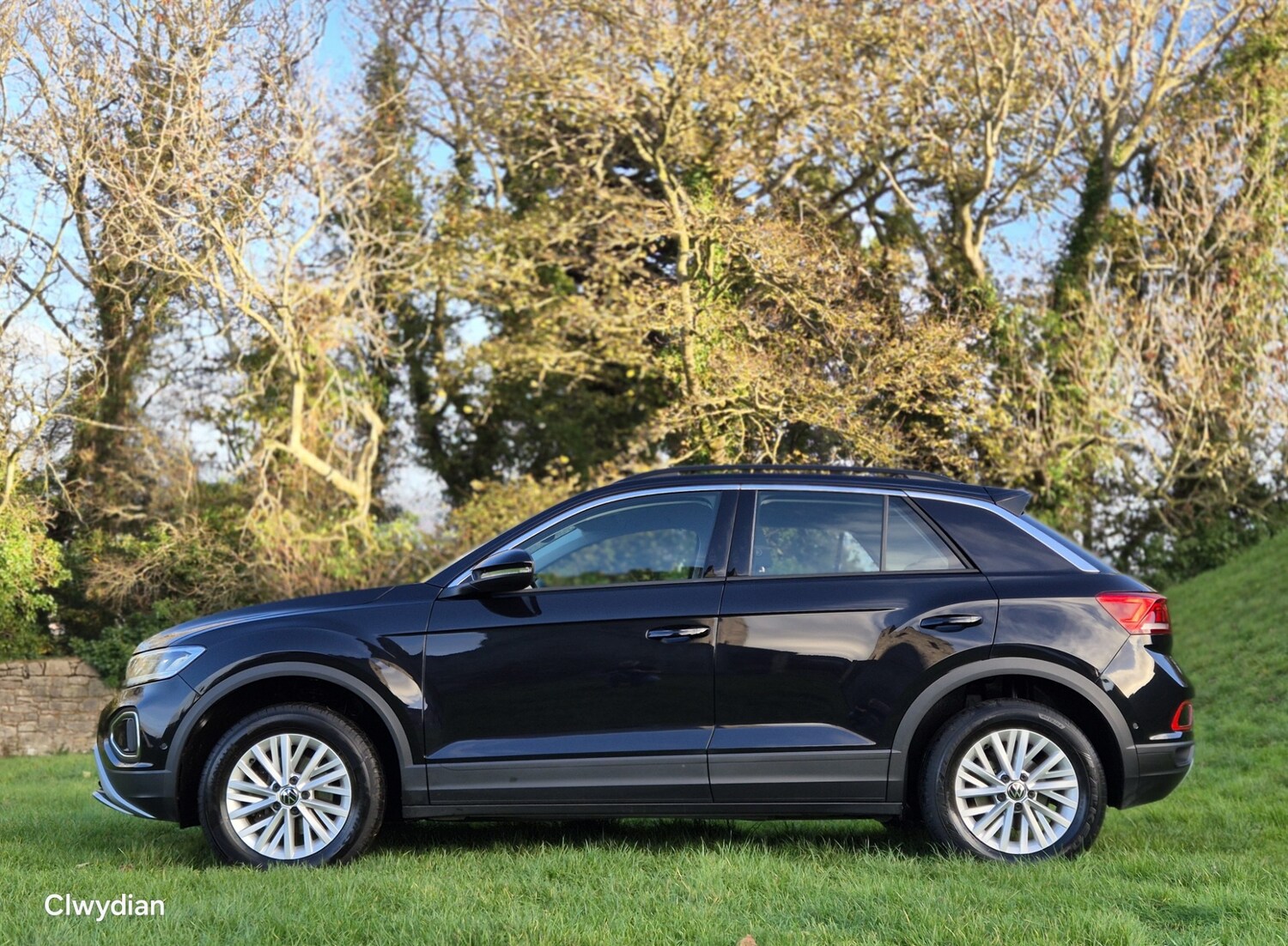 Used Volkswagen T-Roc 2023 for sale - 76501709: Photo 7