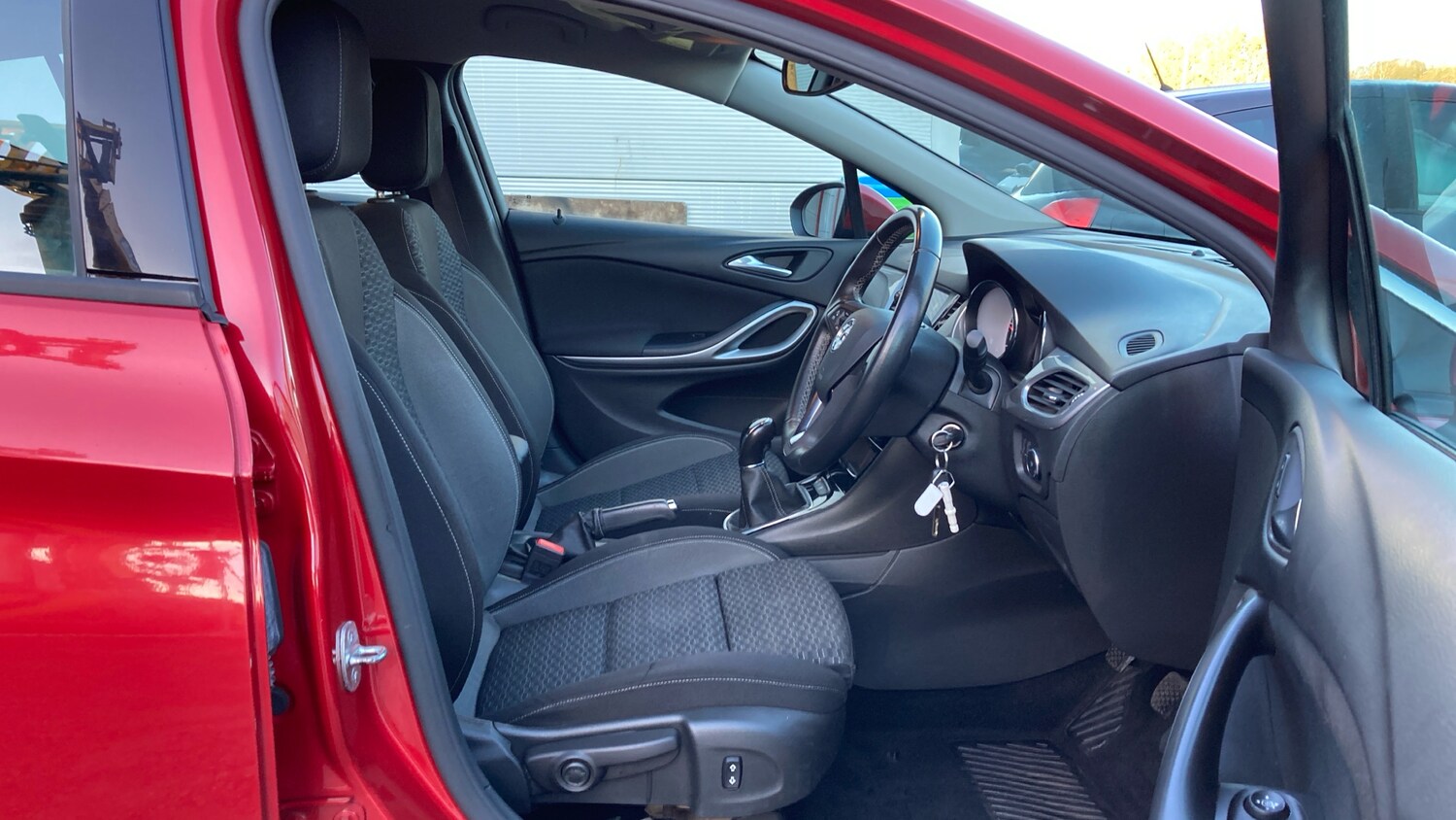 Used Vauxhall Astra 2019 for sale - 76910940: Photo 31