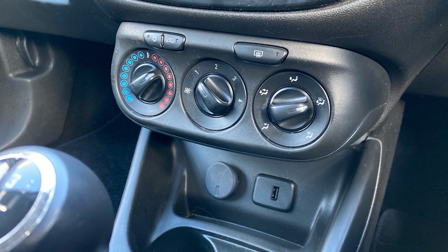 Used Vauxhall Corsa 2017 for sale - 77147879: Photo 23