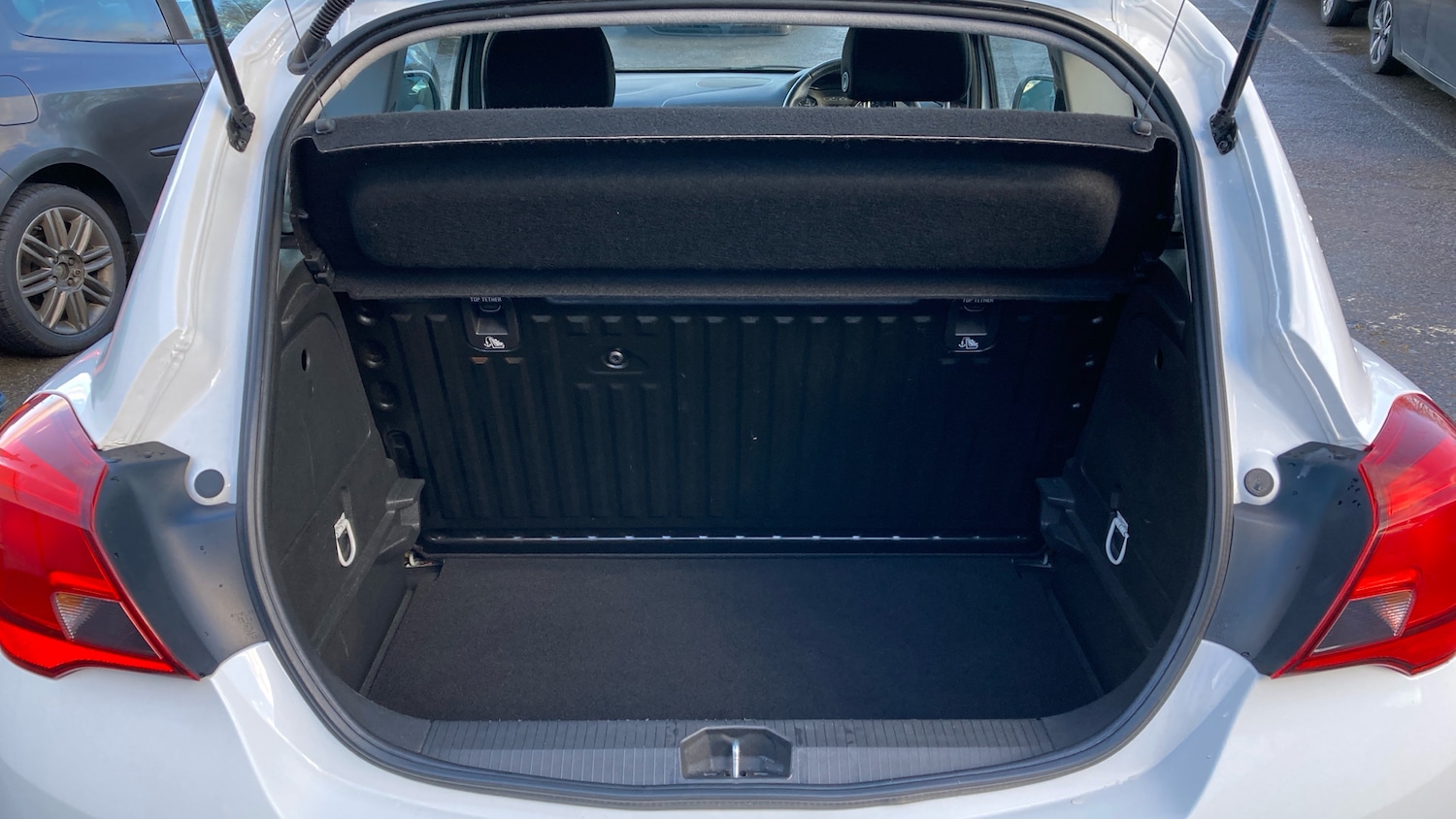 Used Vauxhall Corsa 2017 for sale - 77147879: Photo 4