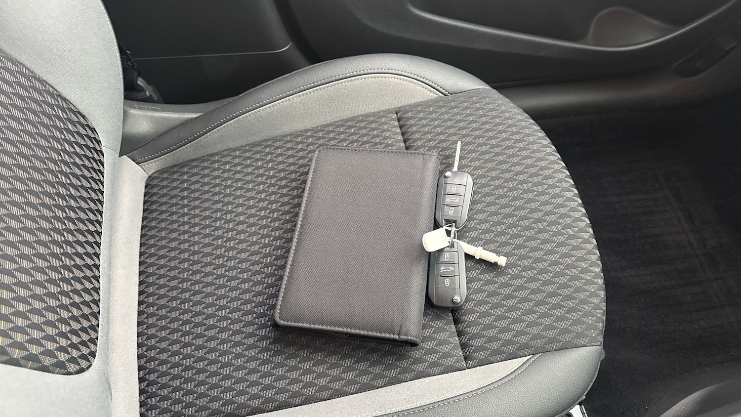 Used Vauxhall Crossland X 2020 for sale - 76910941: Photo 19