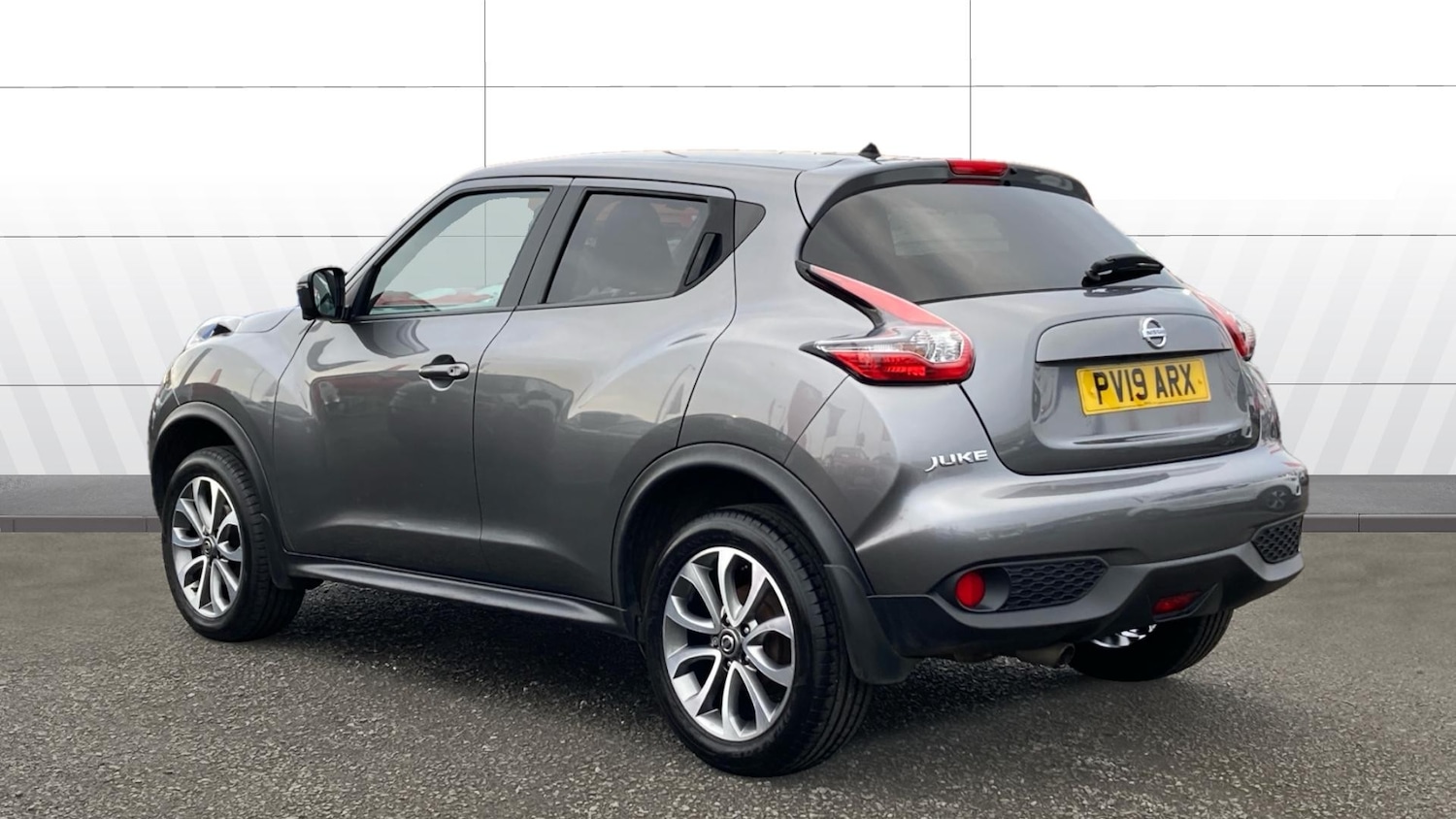 Used Nissan Juke 2014 for sale - 76477753: Photo 2