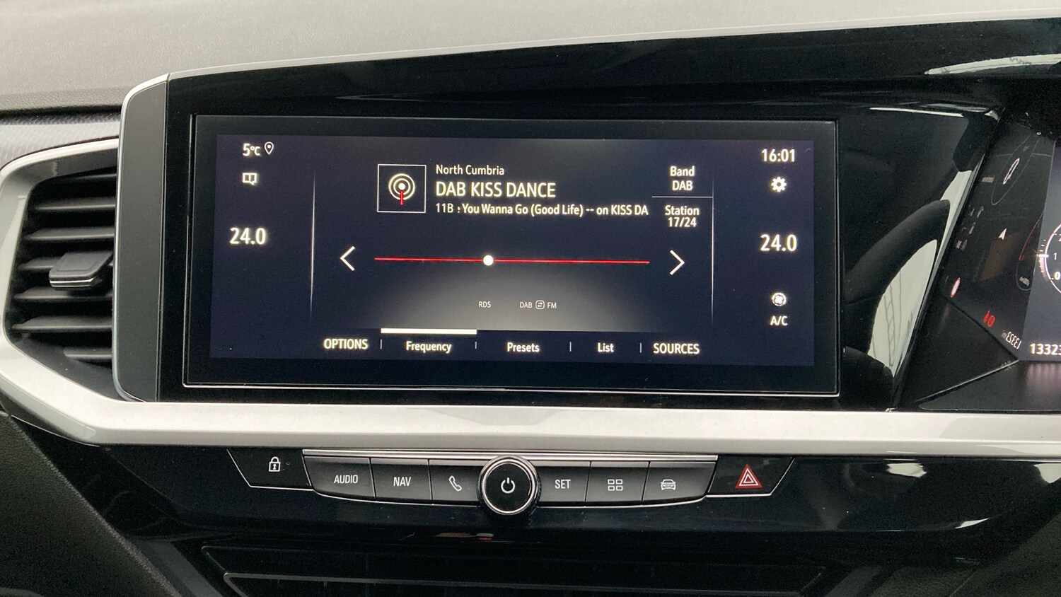 Used Vauxhall Grandland 2024 for sale - 76959797: Photo 12