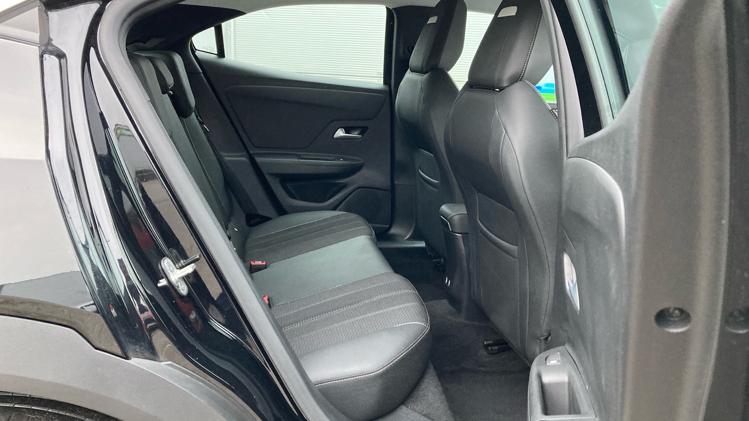 Used Vauxhall Mokka 2022 for sale - 77147877: Photo 33