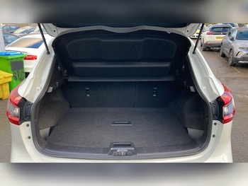 Used Nissan Qashqai 2018 for sale - 76477750: Photo