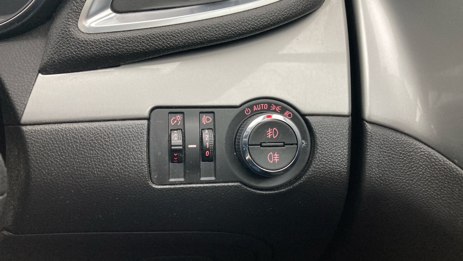 Used Vauxhall Mokka 2015 for sale - 76129321: Photo 26