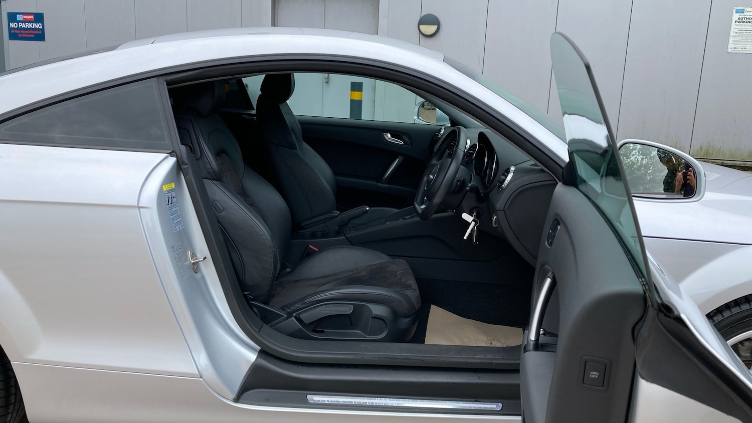 Vehicle 32