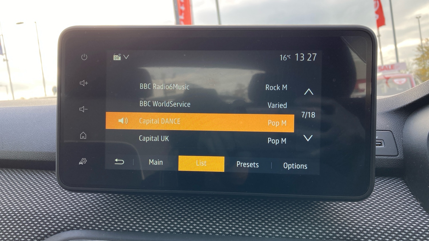 Used Dacia Sandero 2022 for sale - 76531307: Photo 12