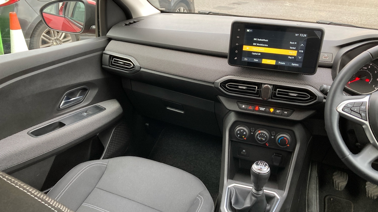 Used Dacia Sandero 2022 for sale - 76531307: Photo 14