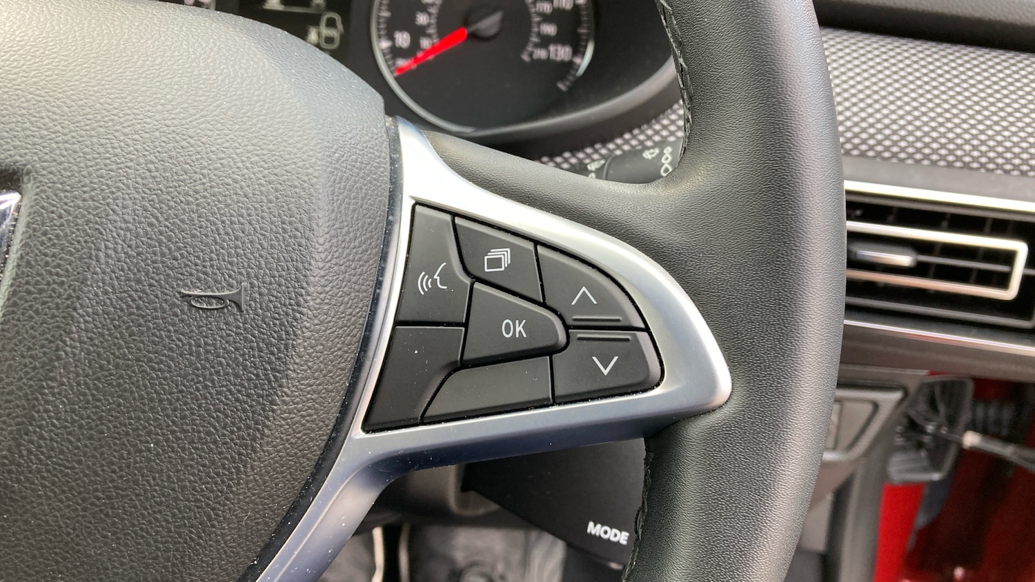 Used Dacia Sandero 2022 for sale - 76531307: Photo 24