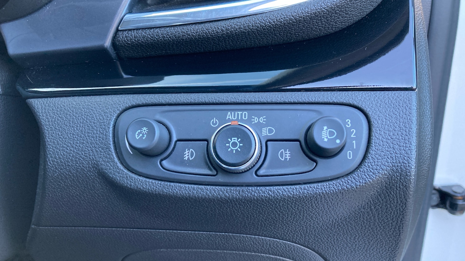 Used Vauxhall Mokka X 2019 for sale - 77452986: Photo 26