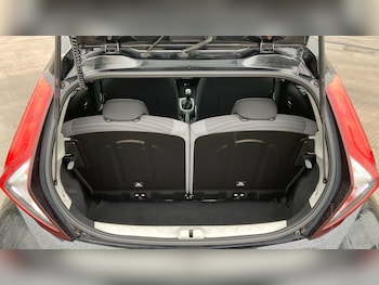 Used Toyota AYGO 2019 for sale - 77504032: Photo