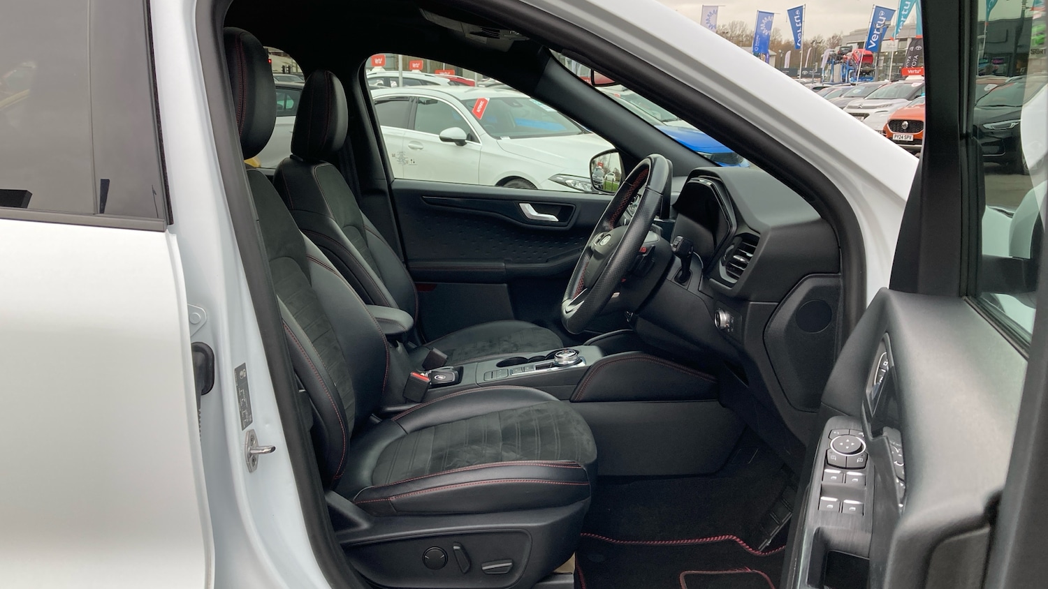 Used Ford Kuga 2020 for sale - 77945332: Photo 37