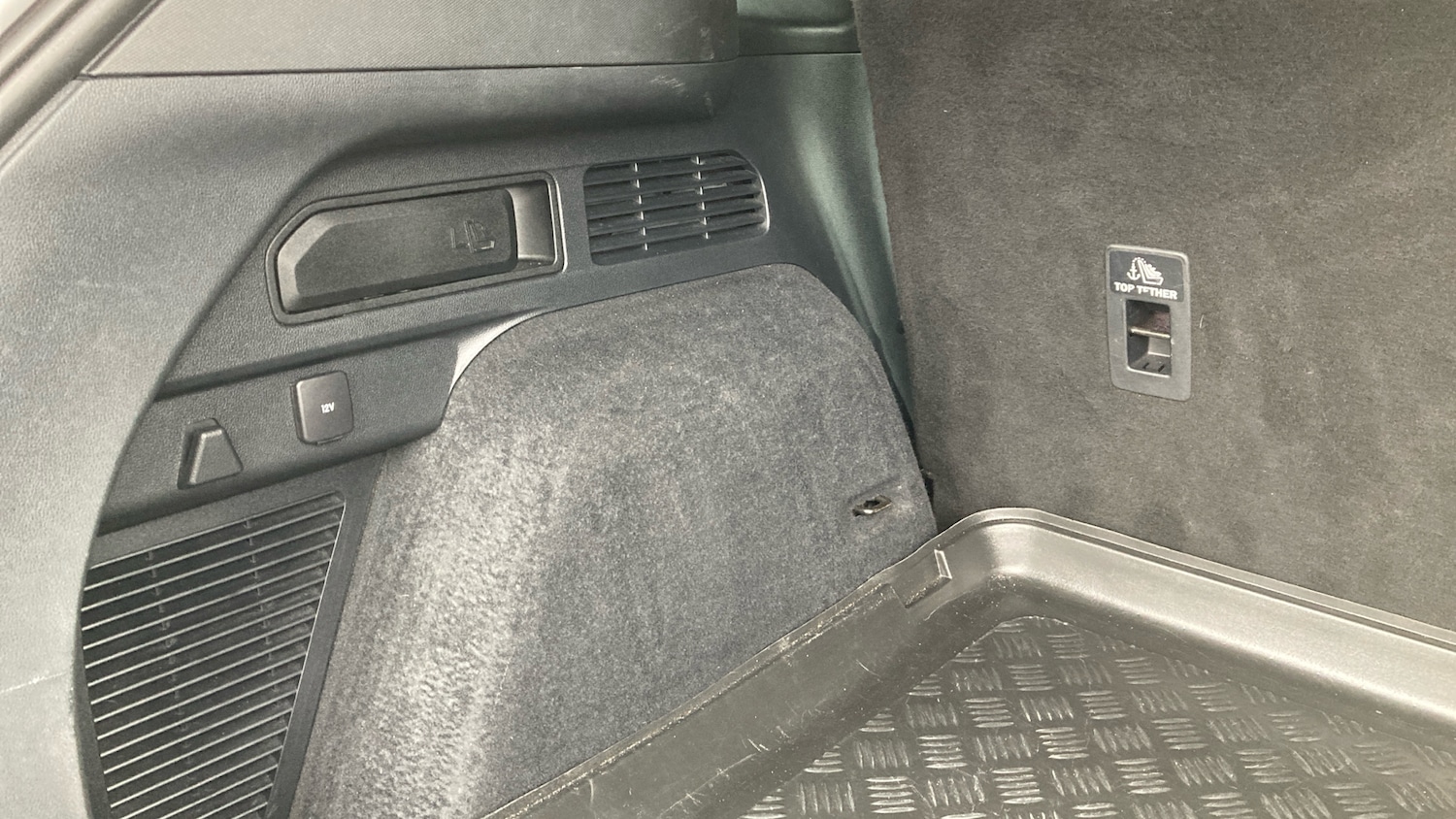 Used Ford Kuga 2020 for sale - 77945332: Photo 43