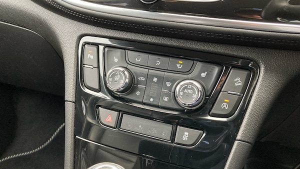Used Vauxhall Mokka X 2017 for sale - 76253112: Photo 19
