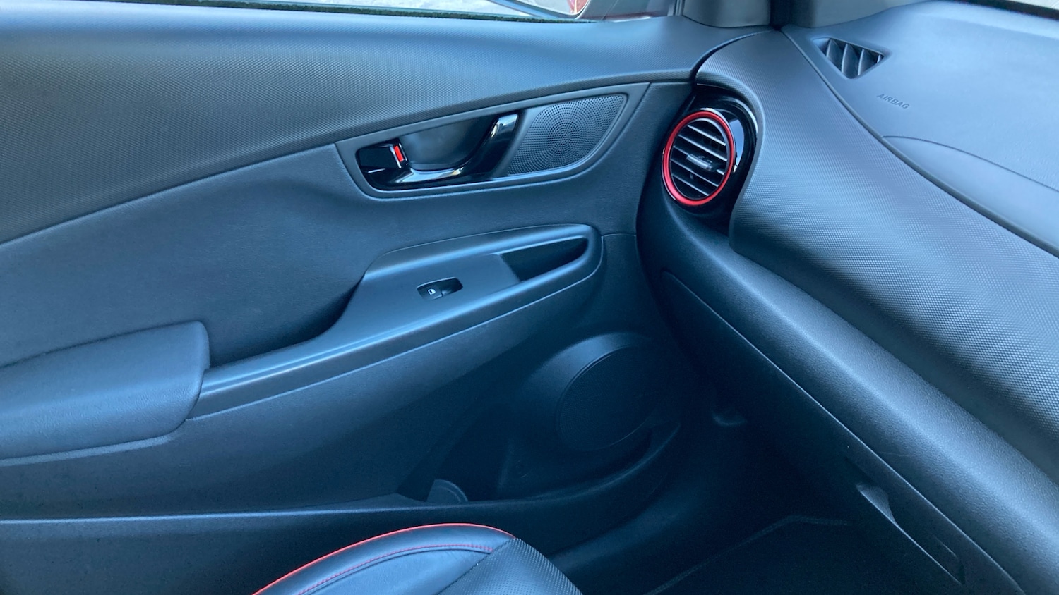 Used Hyundai KONA 2018 for sale - 78198696: Photo 27