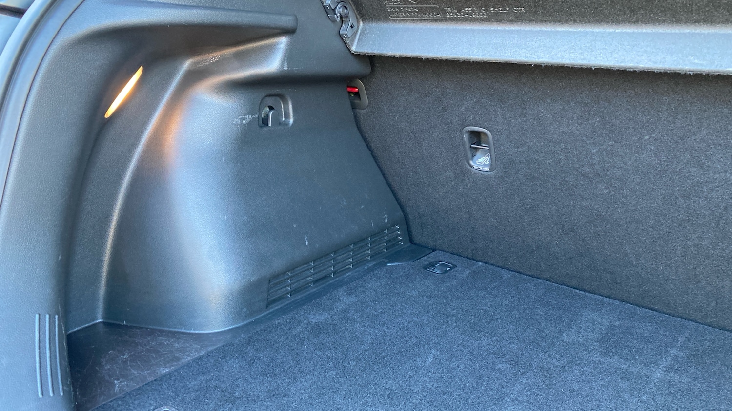 Used Hyundai KONA 2018 for sale - 78198696: Photo 39