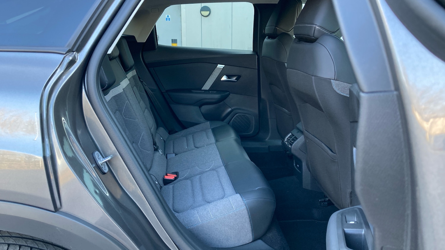 Used Citroen C4 2022 for sale - 77829924: Photo 37