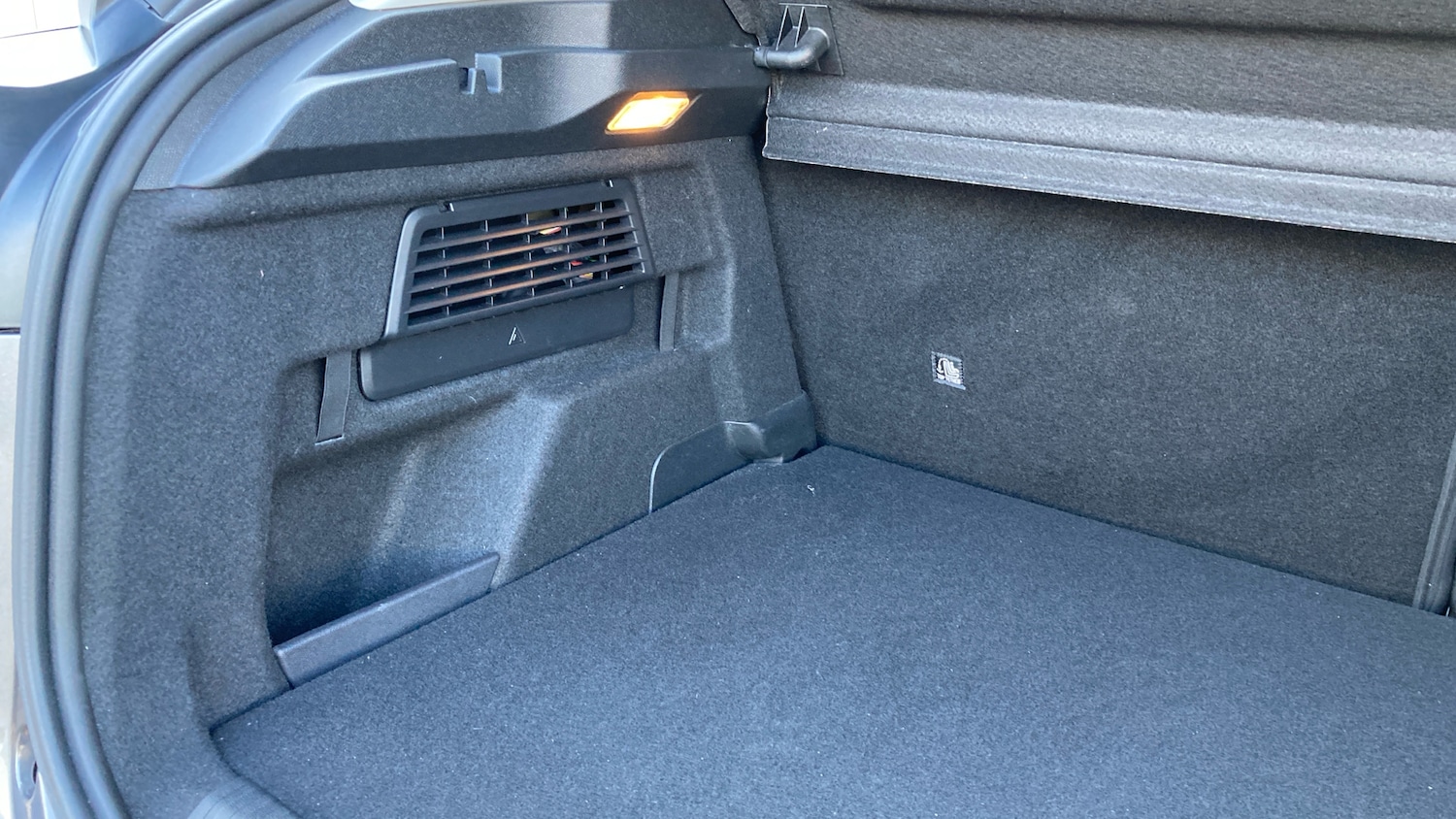 Used Citroen C4 2022 for sale - 77829924: Photo 39