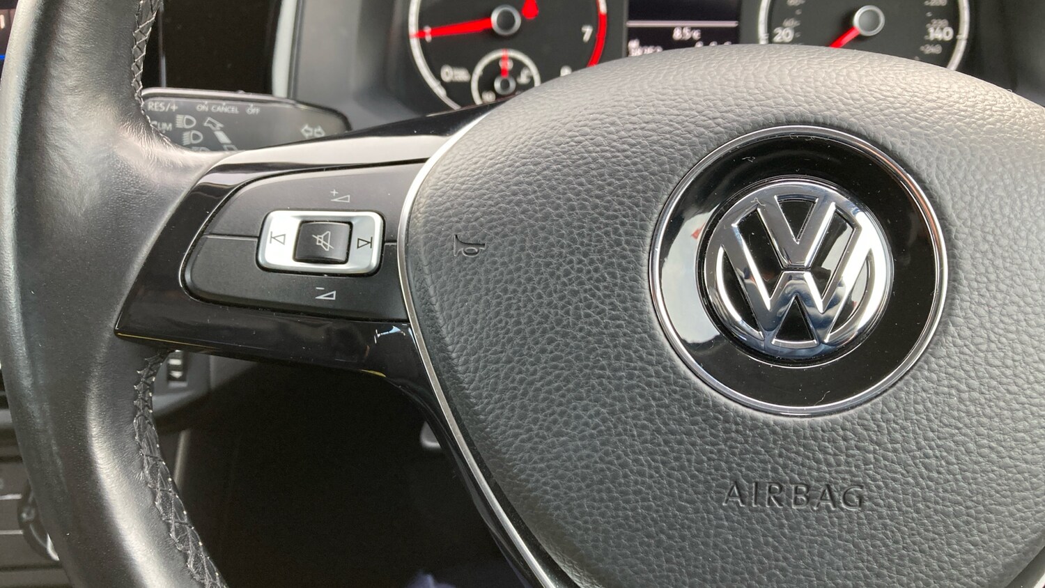 Used Volkswagen Polo 2019 for sale - 76577023: Photo 21