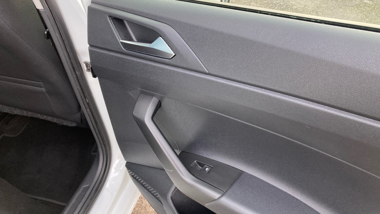 Used Volkswagen Polo 2019 for sale - 76577023: Photo 30