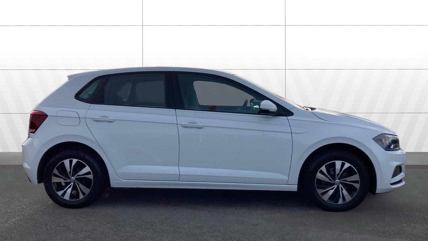Used Volkswagen Polo 2019 for sale - 76577023: Photo 5