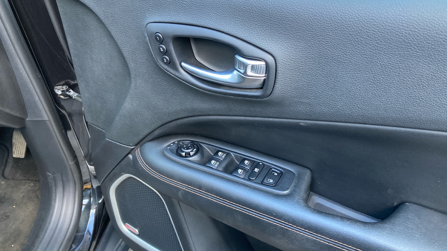 Used Jeep Compass 2020 for sale - 76707144: Photo 30