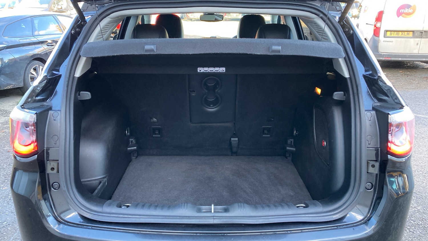 Used Jeep Compass 2020 for sale - 76707144: Photo 4