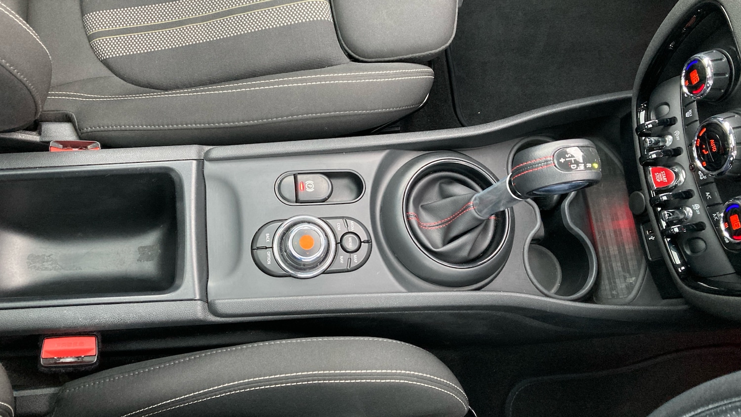 Used MINI Clubman 2018 for sale - 77900863: Photo 27