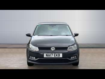 Used Volkswagen Polo 2017 for sale - 74883632: Photo
