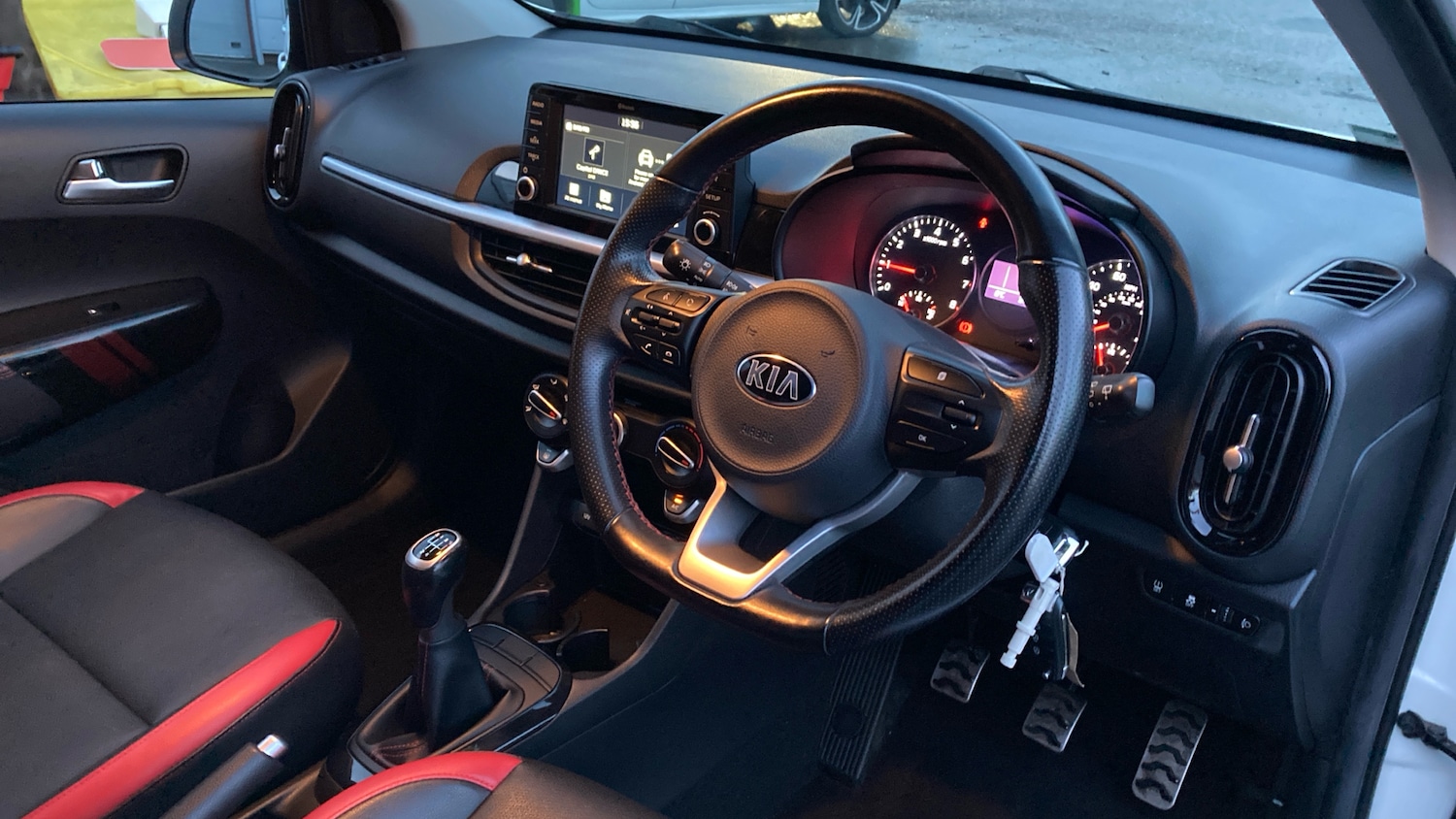 Used Kia Picanto 2018 for sale - 76830553: Photo 11