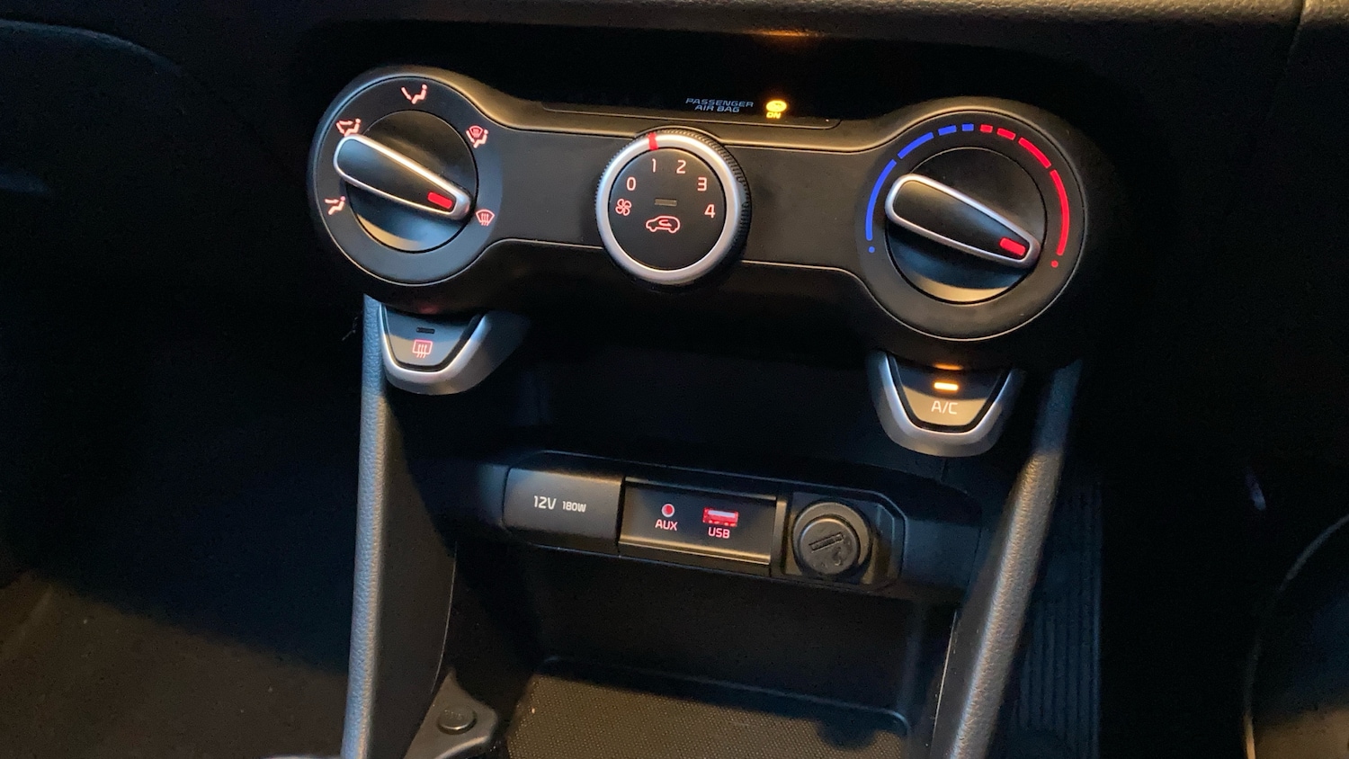 Used Kia Picanto 2018 for sale - 76830553: Photo 24