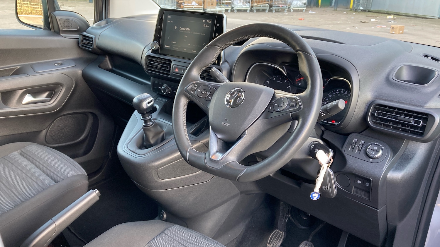 Used Vauxhall Combo Life 2023 for sale - 78090561: Photo 11