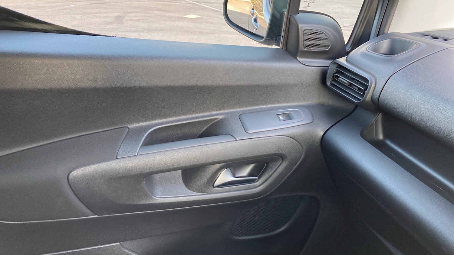 Used Vauxhall Combo Life 2023 for sale - 78090561: Photo 25